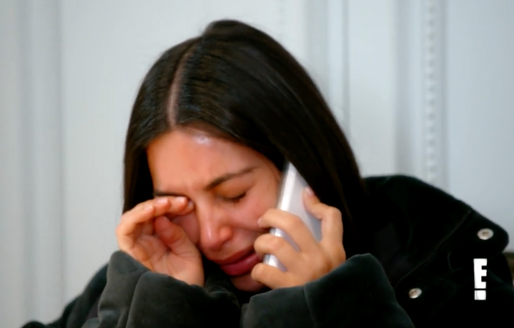 Kim Kardashian Breaks Down in Tears  WHO Magazine