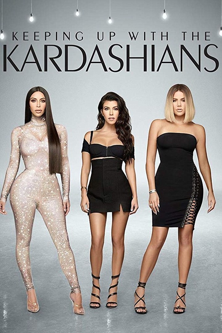 Kim, Kourtney and Khloe are all the same height in this KUWTK promo image |  WHO Magazine