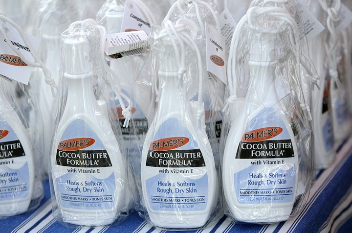 Bottles of Palmer's Cocoa Butter Formula