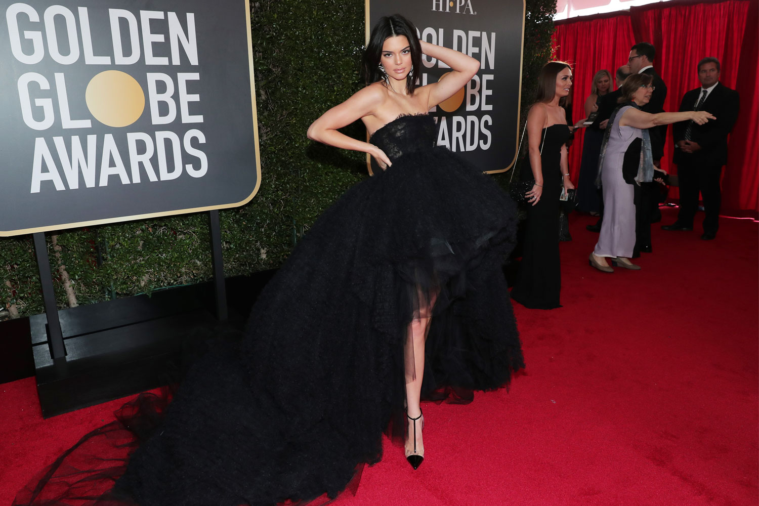 Kendall Jenner makes her Golden Globes debut in Black tulle dress WHO