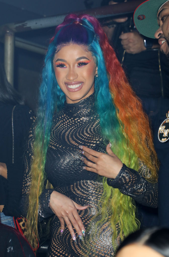 4 Best Rainbow Hairstyles: Your Guide to Multi-Coloured Hair | WHO